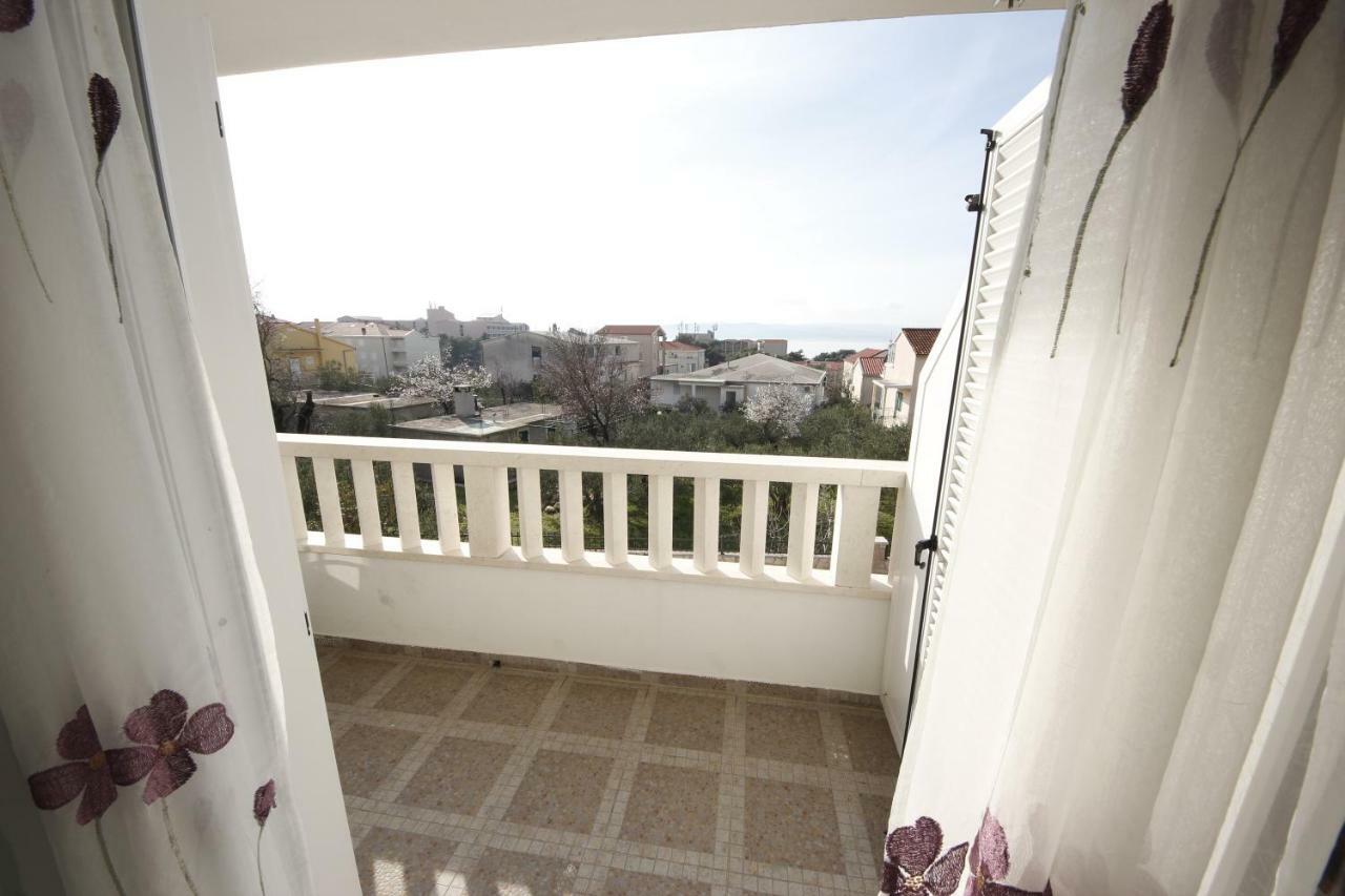 Apartmani Znaor Baška Voda Kültér fotó